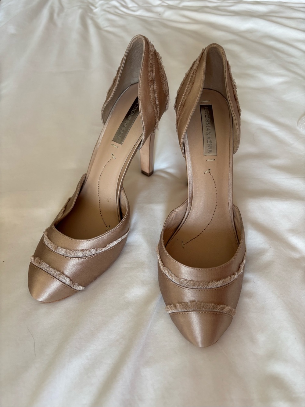BCBGMAXAZRIA Amaris Blush Satin D'Orsay Heels — Sz 9.5